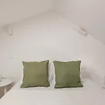 Calcada De Santo Amaro * 리스본