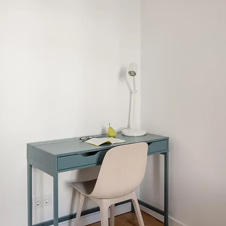 Calcada De Santo Amaro Lissabon