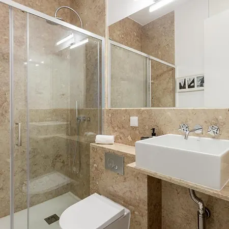 Calcada De Santo Amaro * Lisbona