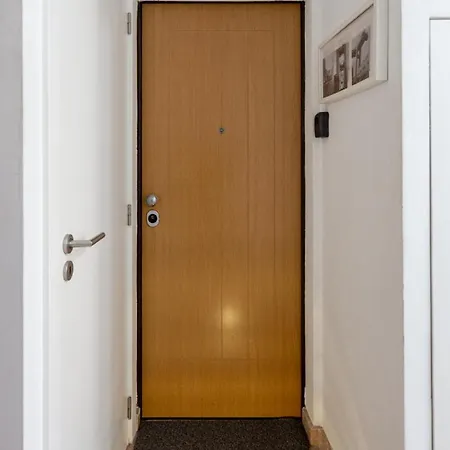 Apartment Calcada De Santo Amaro Lissabon