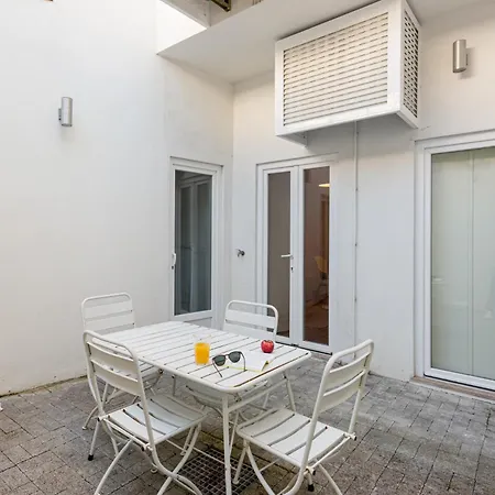 Calcada De Santo Amaro * Lisbon