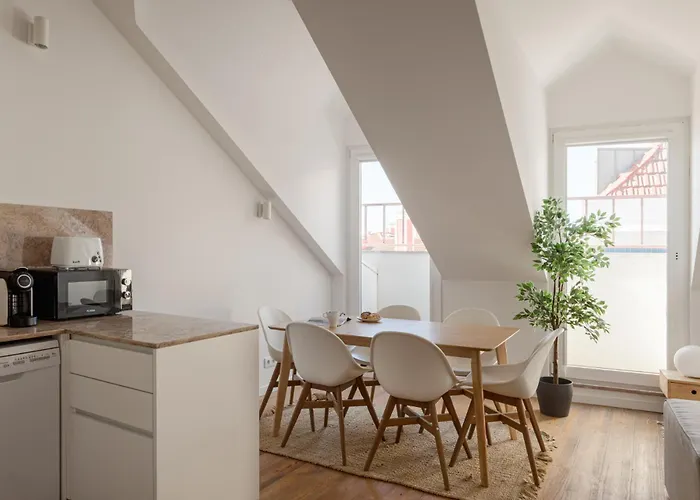 Calcada De Santo Amaro * Lisbon