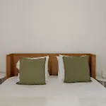 Calcada De Santo Amaro 公寓